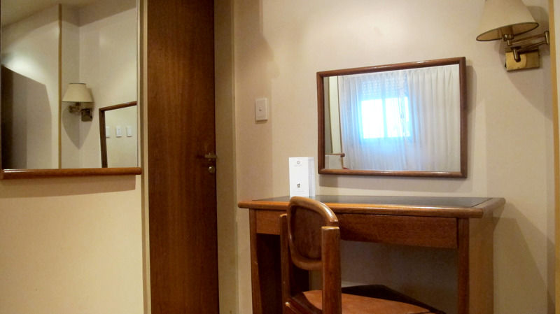 Hotel Sheltown Буенос Айрес Екстериор снимка