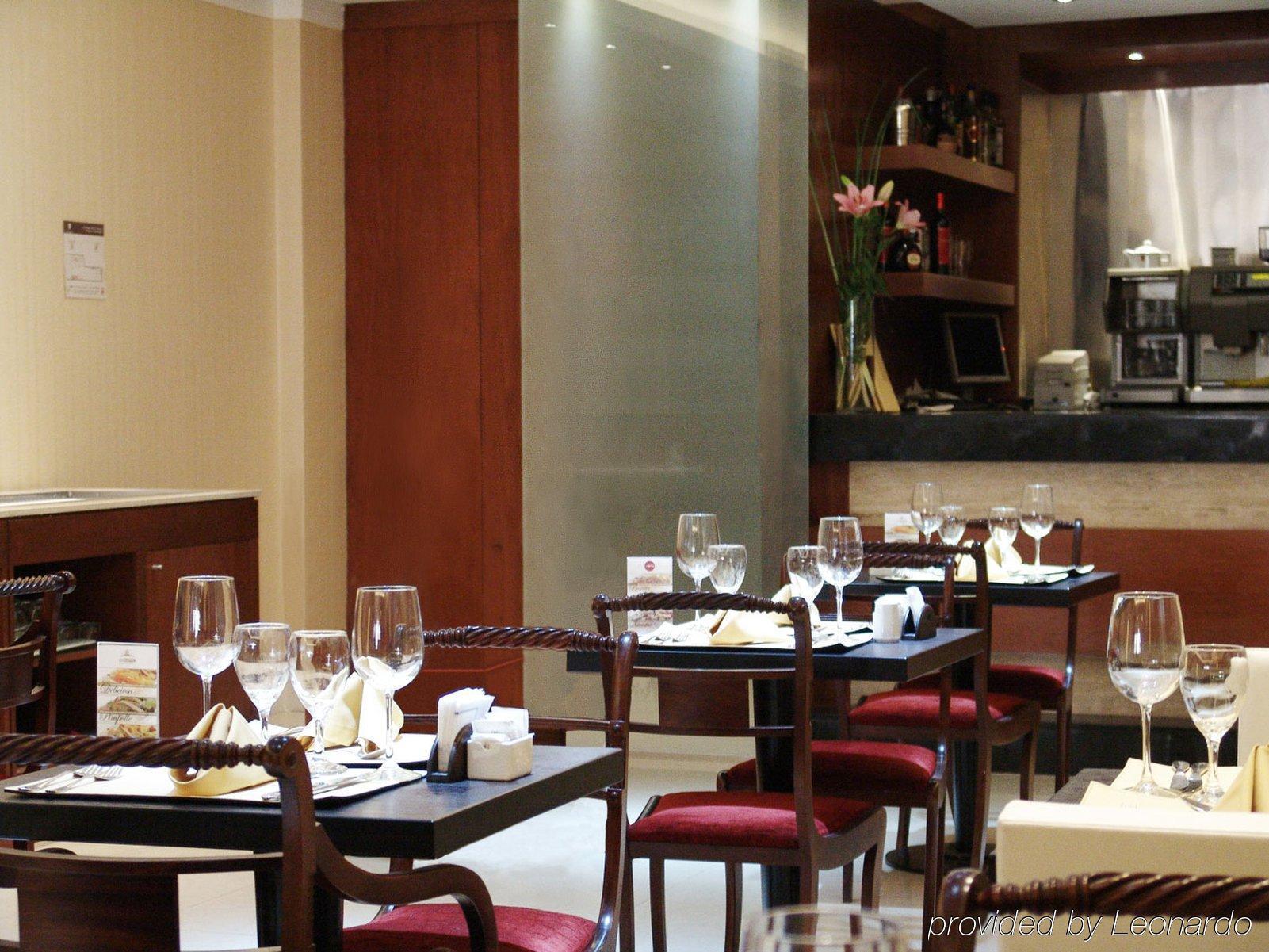 Hotel Sheltown Буенос Айрес Ресторант снимка